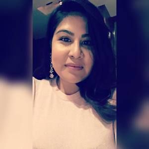 Meet your Posher, Mayra